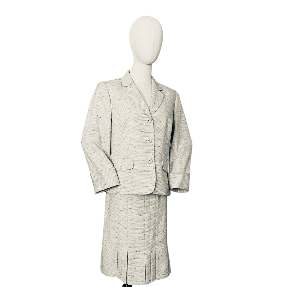 Anne Klein Women’s 2 Piece Suit Jacket & Skirt Cream with Black Flex Size 12 - Picture 3 of 13